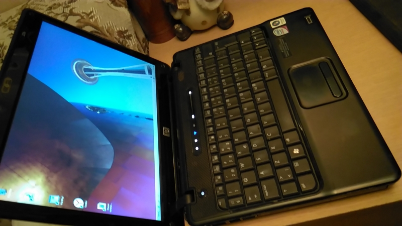 Ноутбук Compaq 2230S 2 ядра 2 Ghz 1 Gb 150 hdd 12,1 dvd wi-fi camera Е