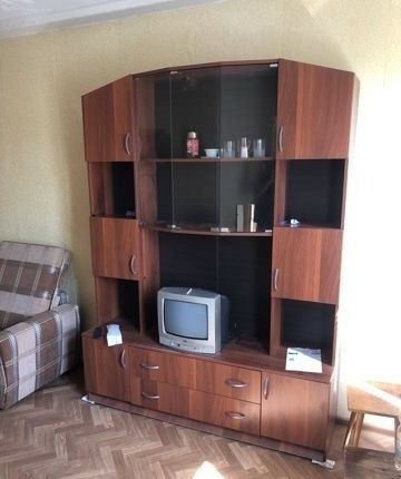 Сдатся комната в 3х комнатной квартире, проживает в квартире только один челове